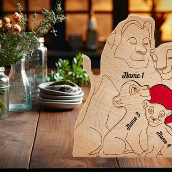 Family Embrace - Custom Engraved Wooden Bear Sculpture - Picture 2 of 3